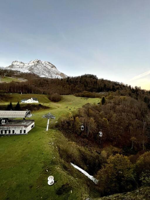 Appartement 6 Personnes Aux Pieds Des Pistes Gourette Esterno foto